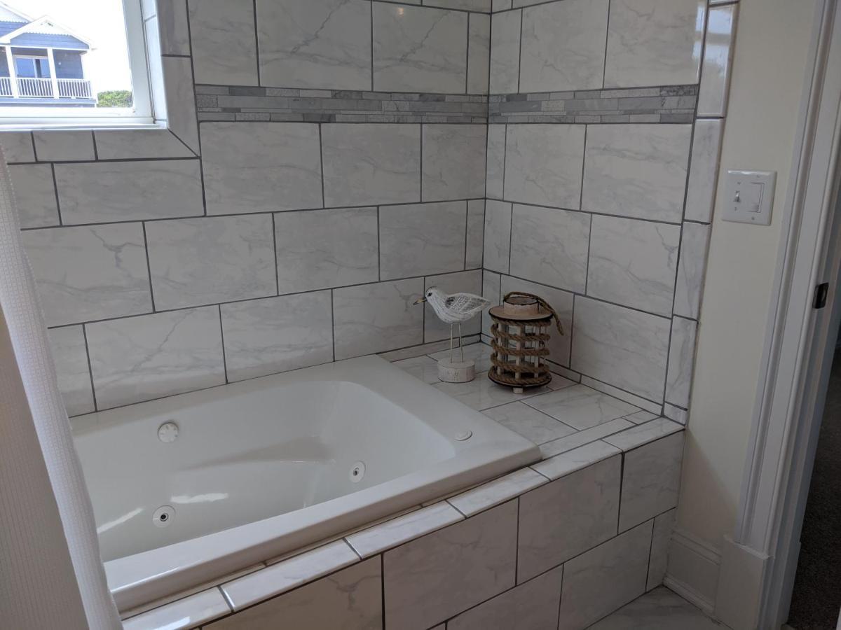 2508 Beach Rd, Semi-Oceanfront, Pool/Hot Tub ナグス・ヘッド エクステリア 写真
